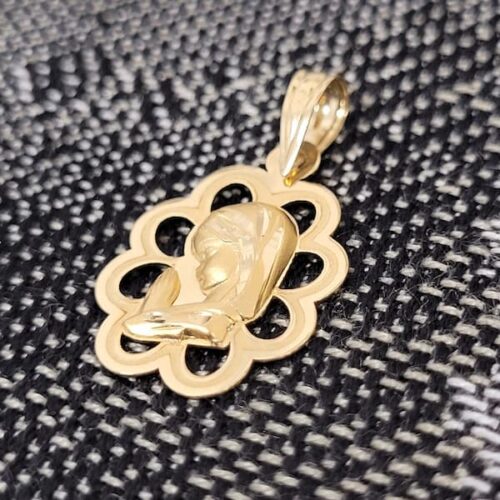 Medalla Virgen Niña calada